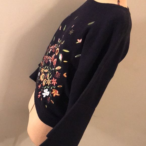 Blu Pepper Floral Embroidered Blue Sweater - Size Large - Picture 8 of 11